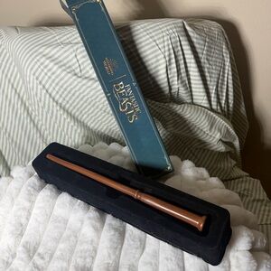 Fantastic Beast plastic wand NEW